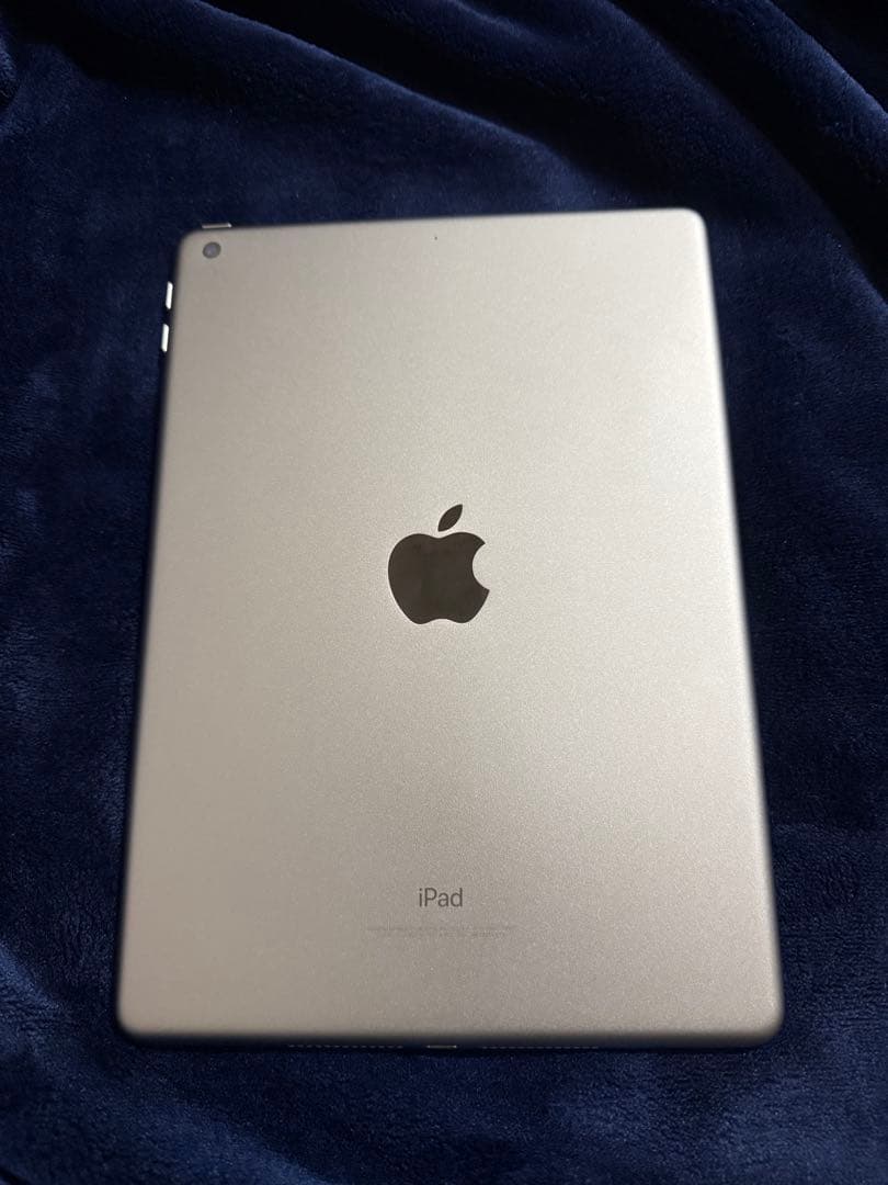 Apple iPad (第５世代) 32GB