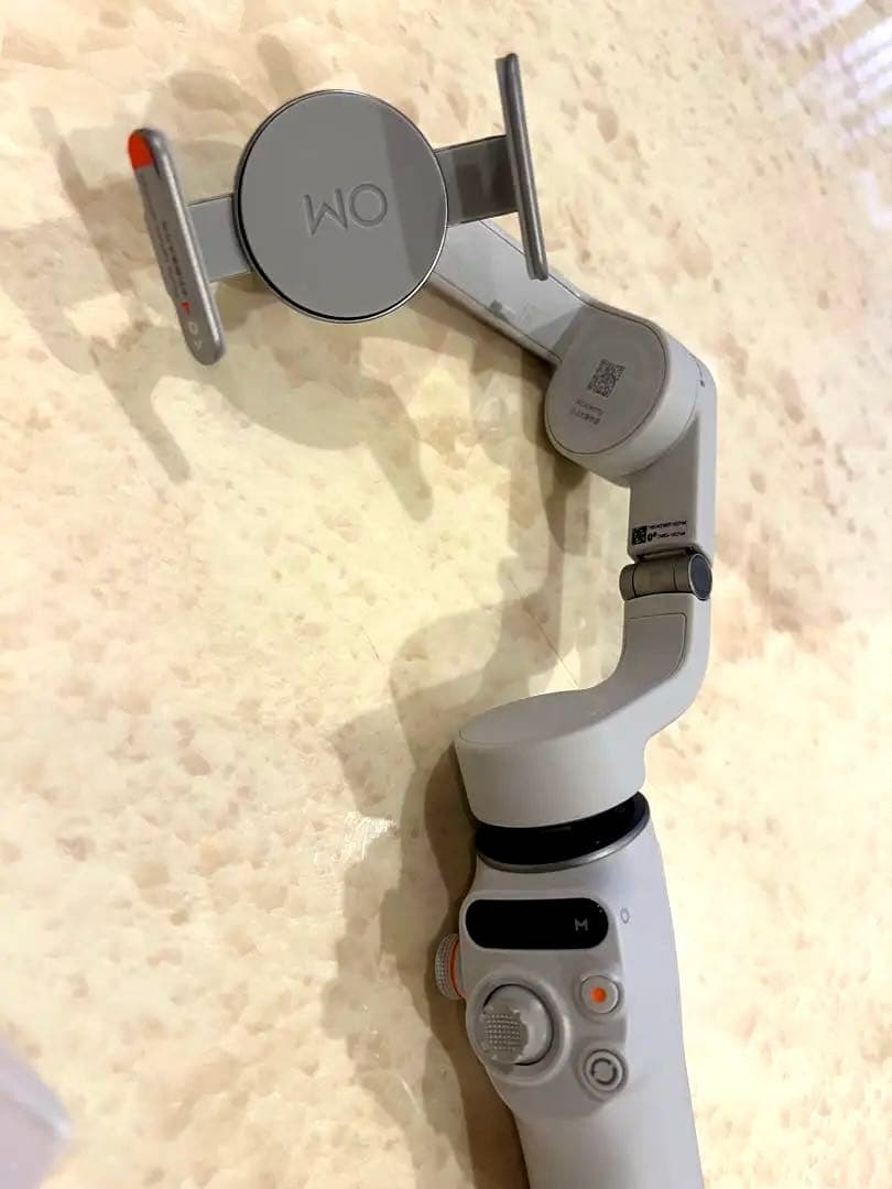 新品未使用 DJI スタビライザー 自撮り棒 スマホ マイク ライト セット