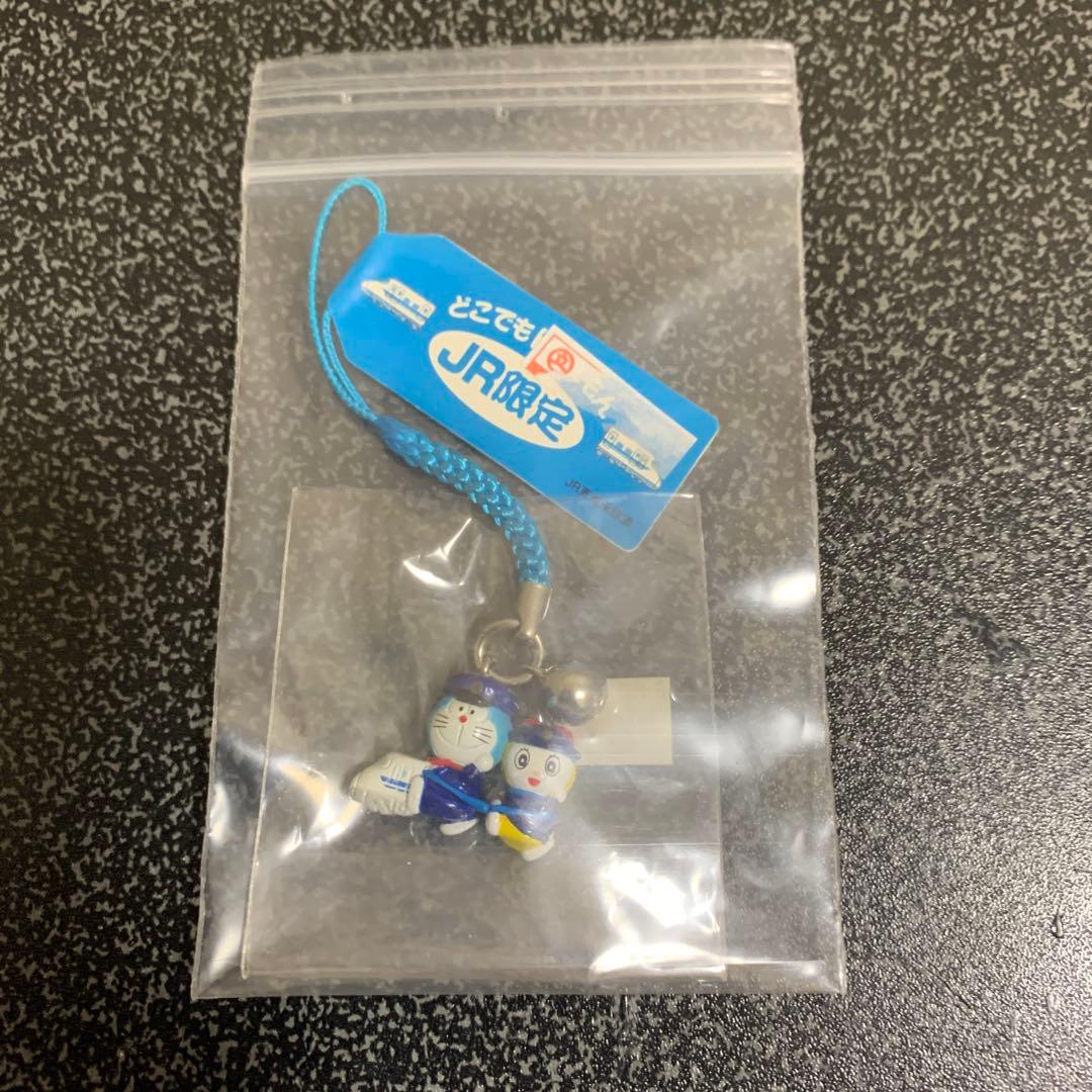 ドラえもんグッズ　どこでもドラえもん　ペットボトルキャップ　根付けストラップ