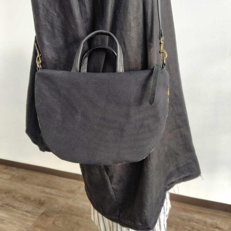 こなつ様　　/carnival　カーニバルネイビー/ミニラウンドショルダー本革