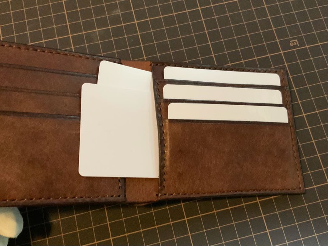 二つ折り財布（茶）