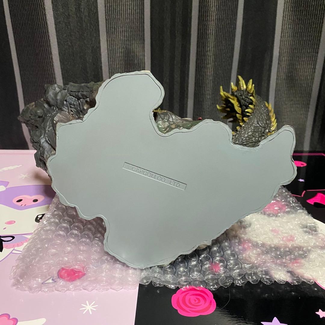 モンハン　カプコン　クリエイターズモデル 恐暴竜 イビルジョー　フィギュア