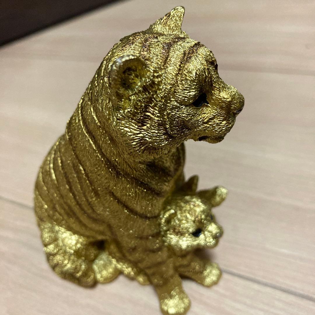 金運アップ虎