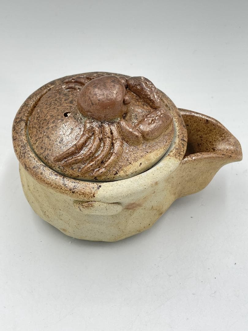 備前焼　カニ形状の急須　宝瓶(KH-024)