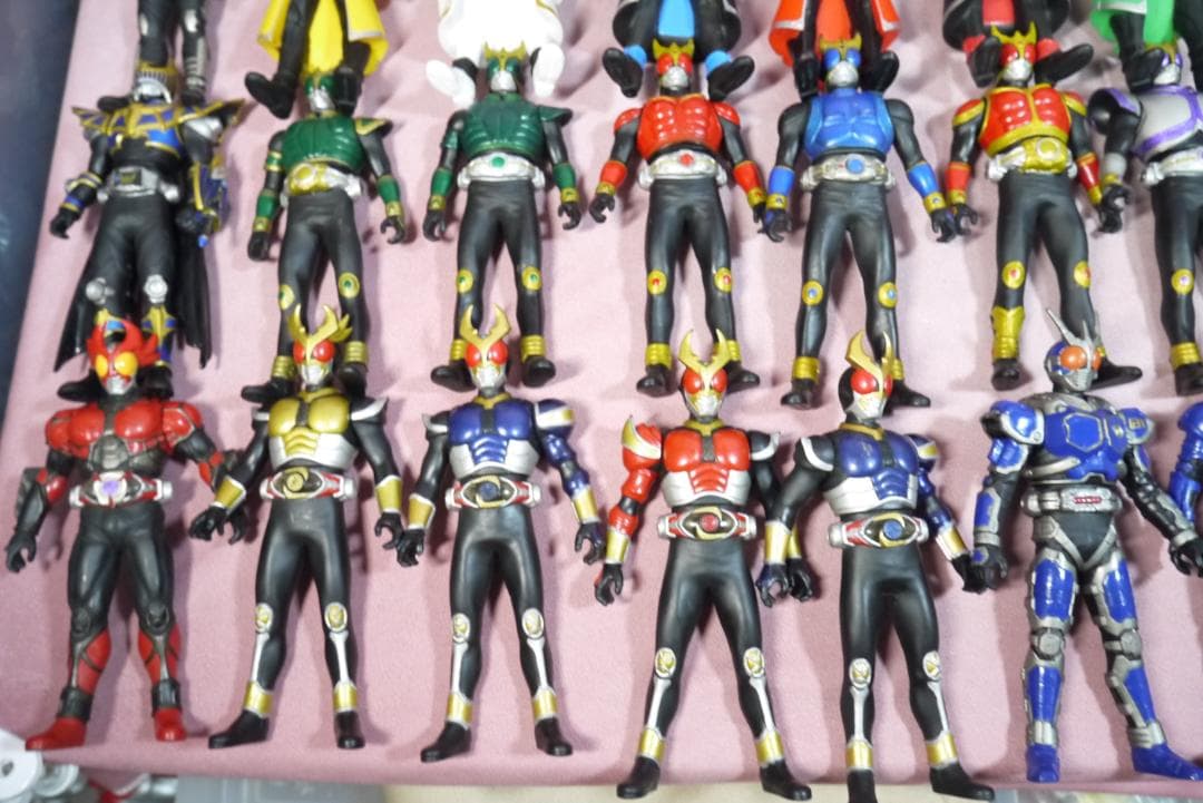 仮面ライダークウガ・アギト・怪人・ウィザード・カブト・龍騎　68体
