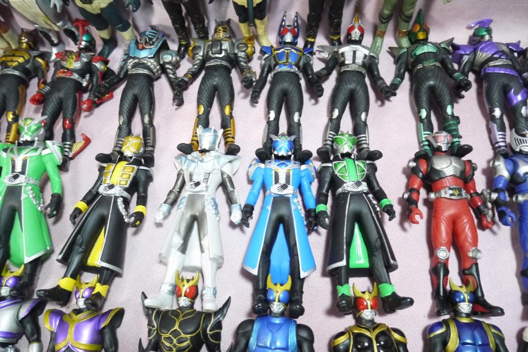 仮面ライダークウガ・アギト・怪人・ウィザード・カブト・龍騎　68体