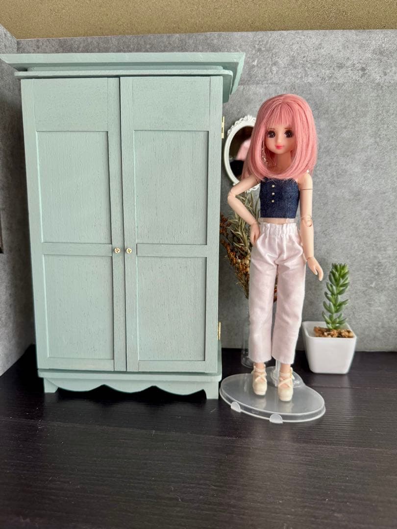 ミニチュアクローゼット　ブライス　リカちゃん　木製クローゼット1/6スケール