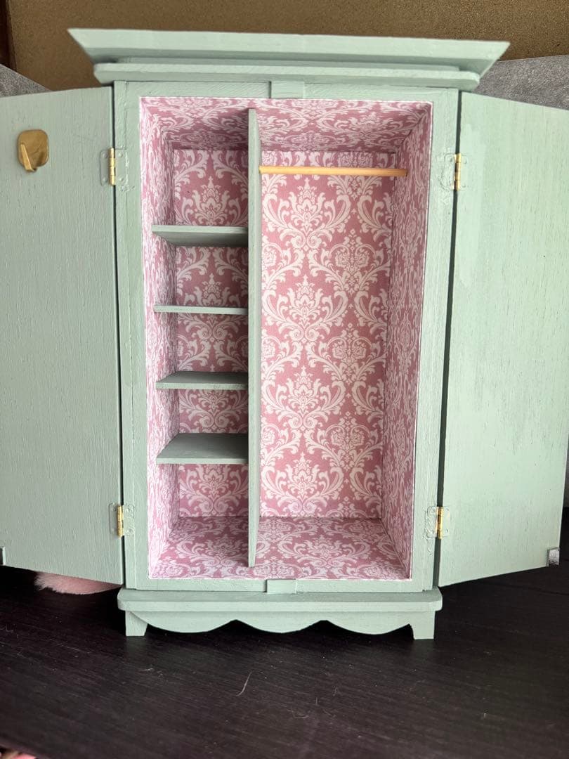 ミニチュアクローゼット　ブライス　リカちゃん　木製クローゼット1/6スケール