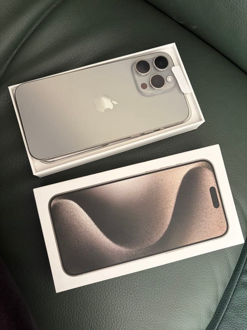 iPhone 15 Pro MAX 1TB 箱付き 極美品