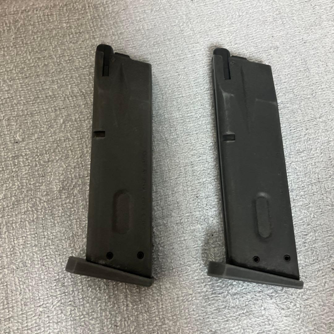 U.S. M9 ガスガン ブラック マガジン2個付き