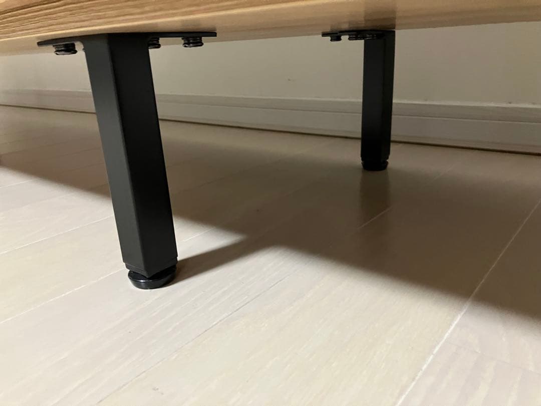 美品　LOWYAテレビボード　180cm