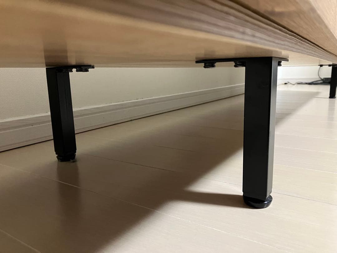 美品　LOWYAテレビボード　180cm