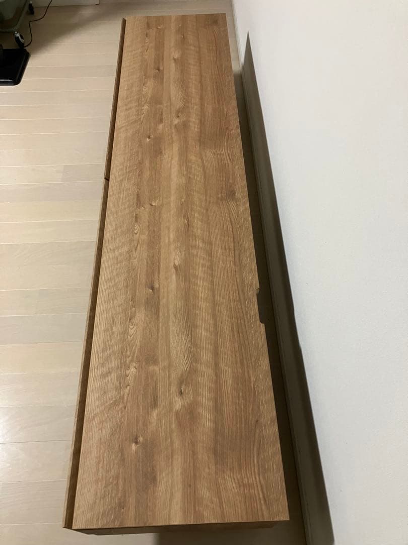 美品　LOWYAテレビボード　180cm