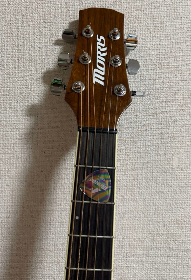 Morris モーリス　R-011 TS アコースティックギター　ケース付き