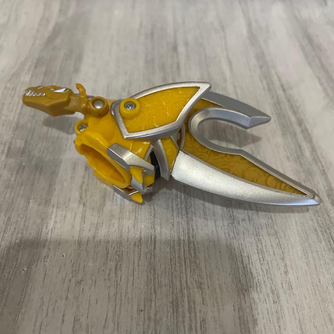 爆竜戦隊アバレンジャー　マックスオージャ付属品　スピノゴールド　単品