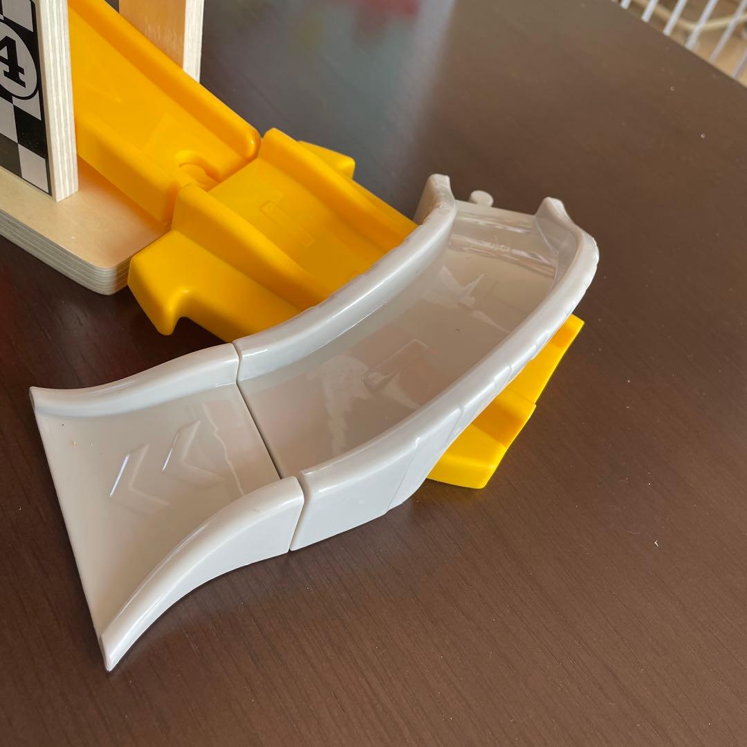 スロープトイ ミニカー 木製 知育玩具 くるくるスロープ ミニカー6台