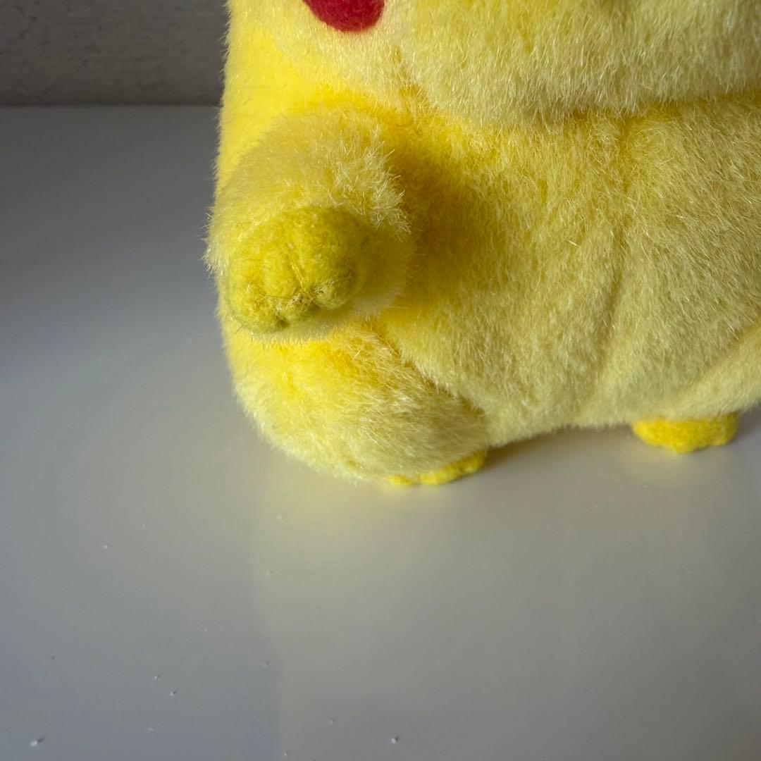 ポケモン　ピカチュウ ぬいぐるみ 初期 TOMY音が鳴る