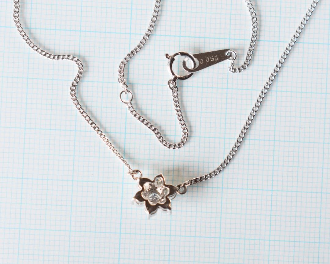 [新品] プラチナ　天然ダイヤ　ペンダントネックレス　鑑別書付