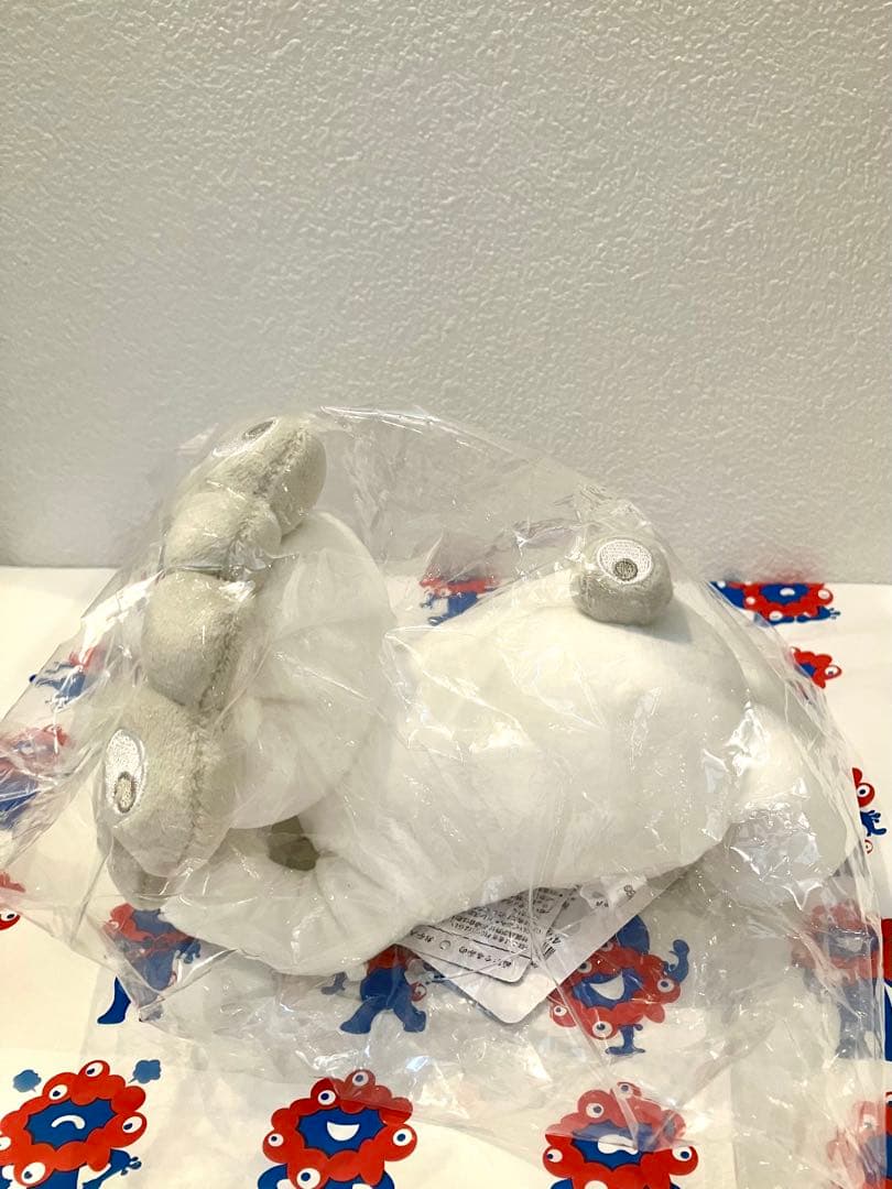 【超レア★新品未使用】ミャクミャク 這い型 Sぬいぐるみ 大阪関西万博