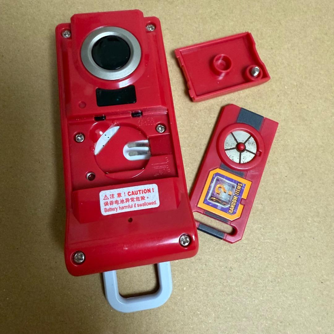 海外　デジモン　デジヴァイス ic 限定コラボ　赤