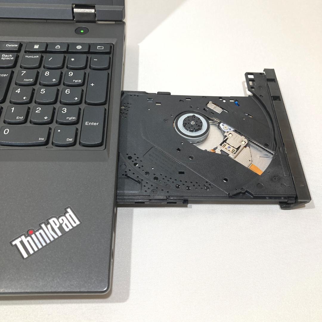 初心者✨快速・大画面・DVD・大容量✨黒✨すぐ使えるノートパソコン◇D550-2