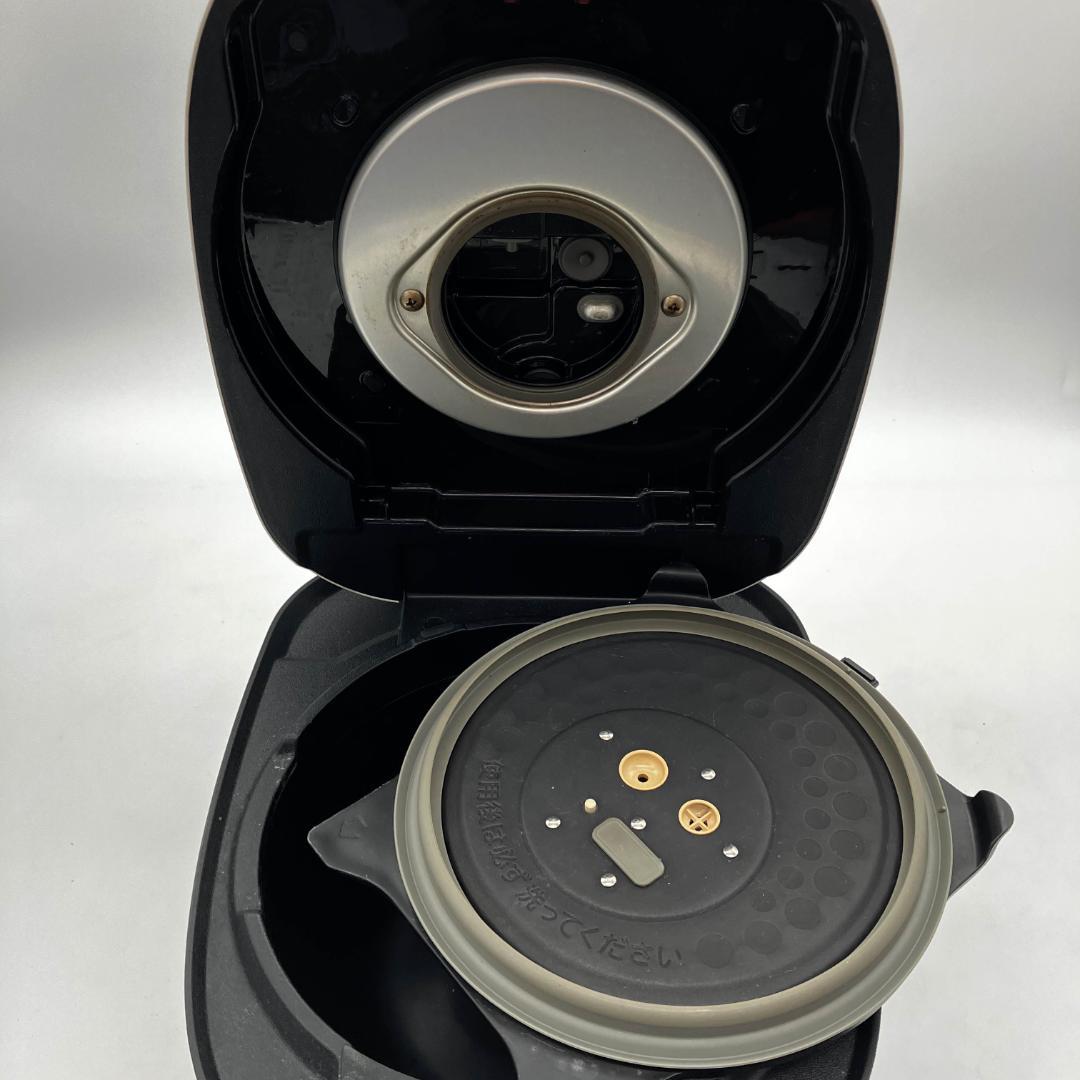 1112-06☆タイガー 炊飯器 IHジャー炊飯器 5.5合 2021年製