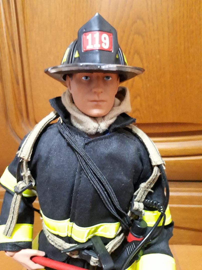 1/6サイズリアルヒーローアクションフィギュア