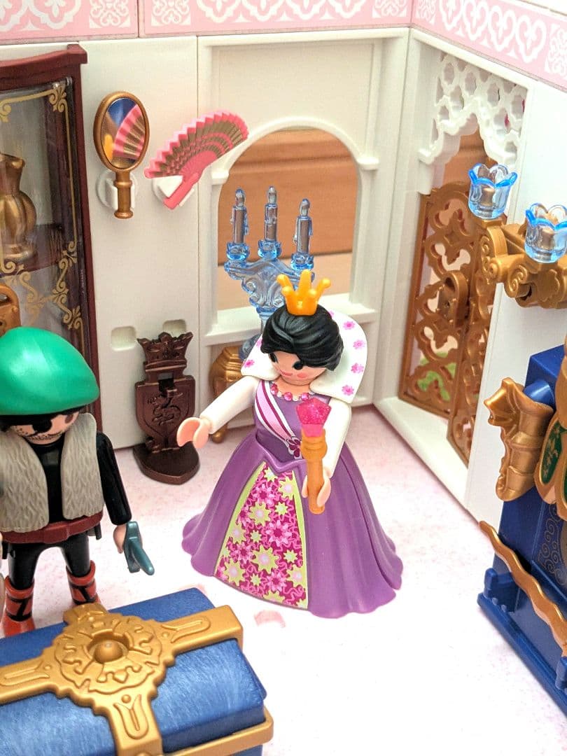 【今週辺り迄★大特価】プレイモービル　豪華お城セット　人形セレクション