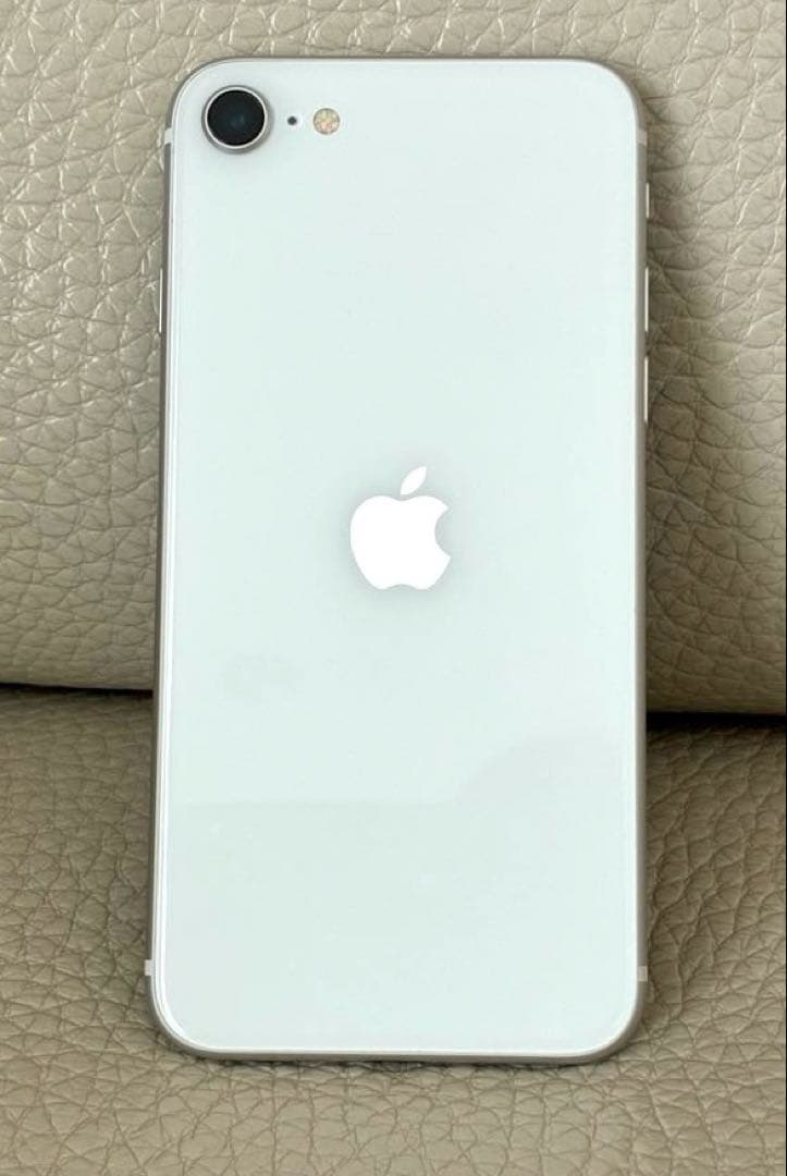 iPhone SE 第2世代 64G ホワイト　最新ios更新済　機能不良なし