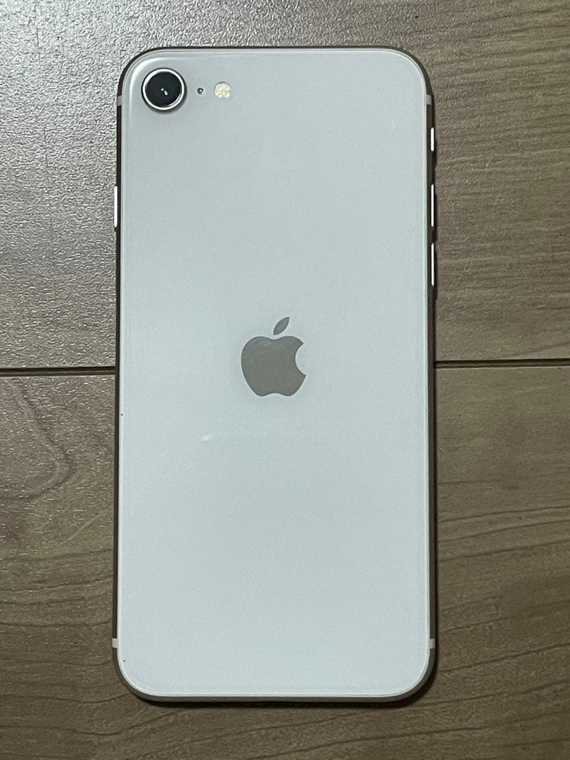 Apple iPhone SE3 128GB ホワイト
