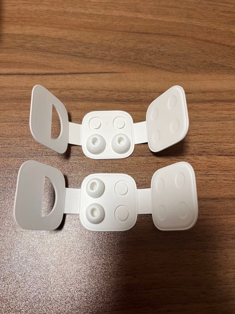美品AirPods Pro 第一世代　新品イヤピース　レザーケース付　匿名配送