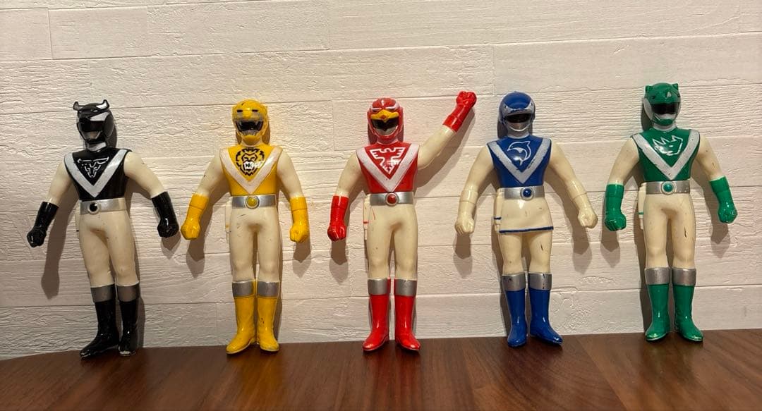 【月初め値下げ‼️】超獣戦隊ライブマン14体フィギュア対決セット　コロン付き