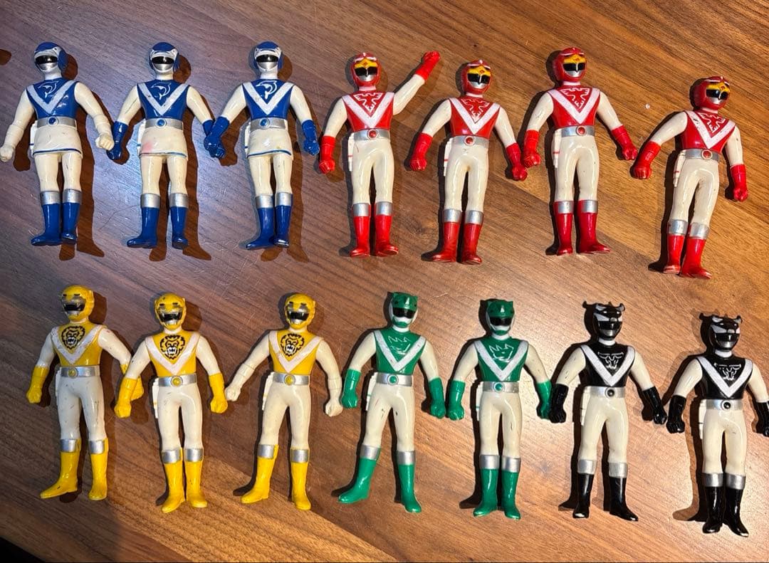 【月初め値下げ‼️】超獣戦隊ライブマン14体フィギュア対決セット　コロン付き