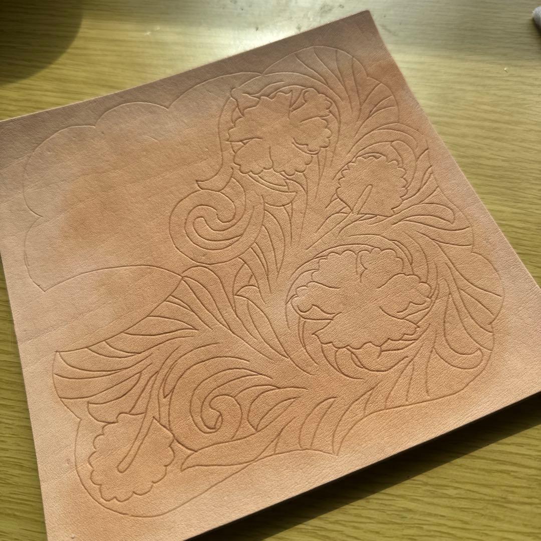 作成中 ウォレット 財布 本革 カービング 手縫い ヌメ革 オリジナル ロング