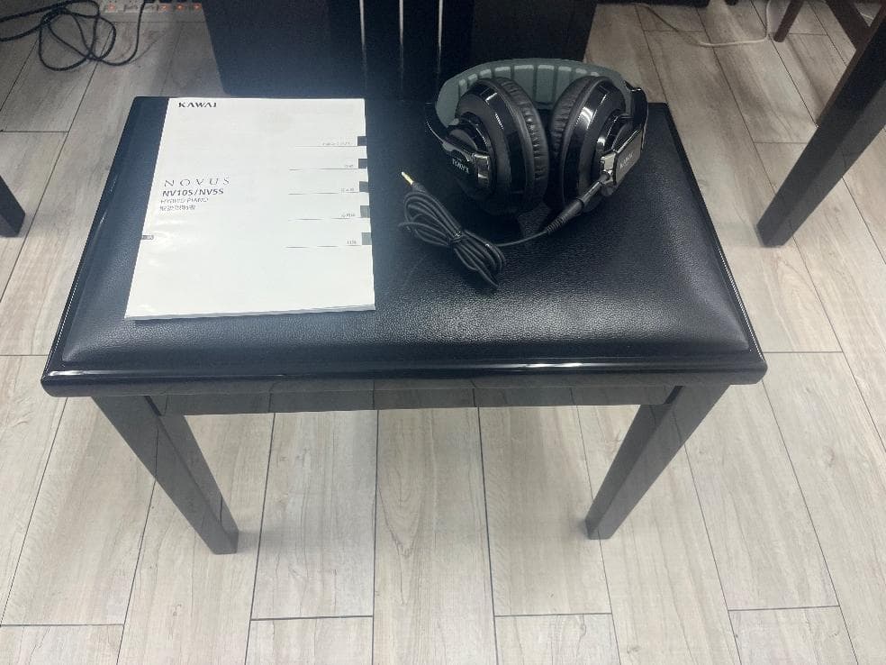 ★83195【電子ピアノ】KAWAI　NV10S　21年製