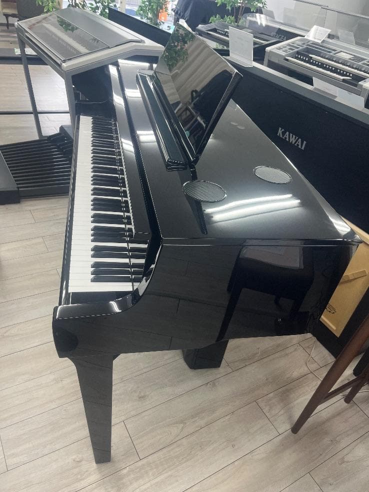 ★83195【電子ピアノ】KAWAI　NV10S　21年製