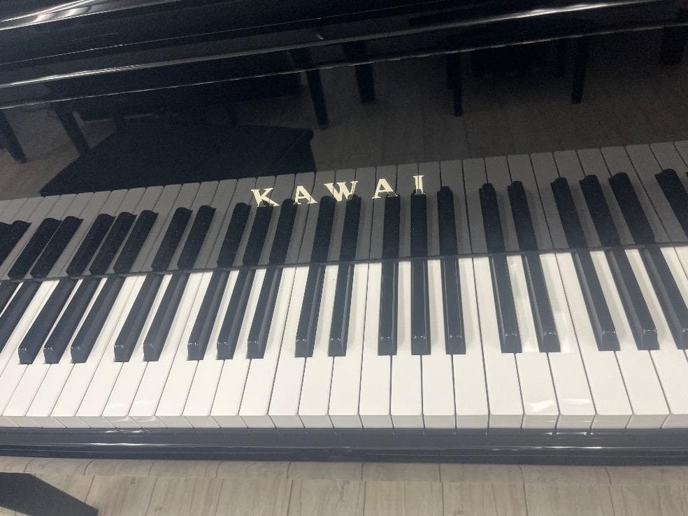 ★83195【電子ピアノ】KAWAI　NV10S　21年製