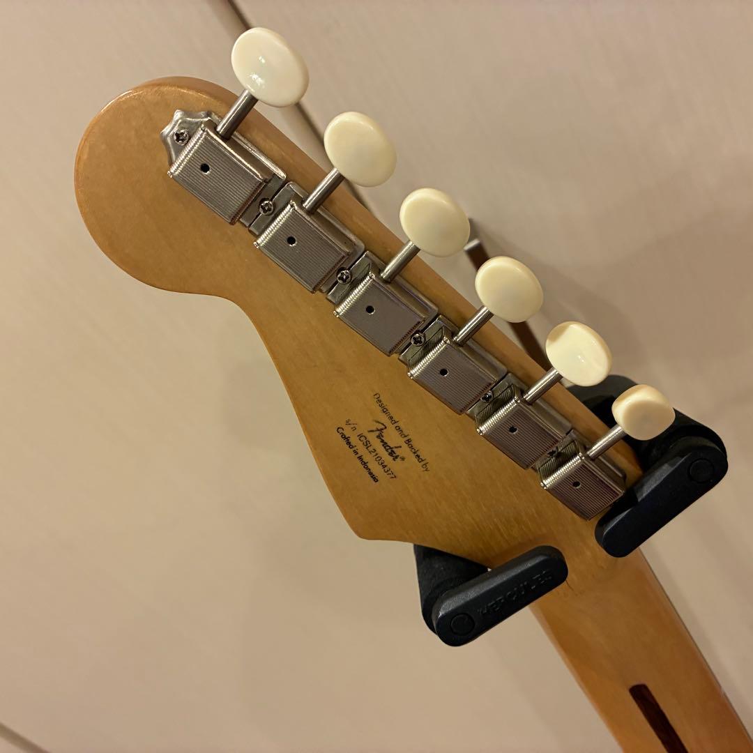 Fender/Squire ストラトキャスター