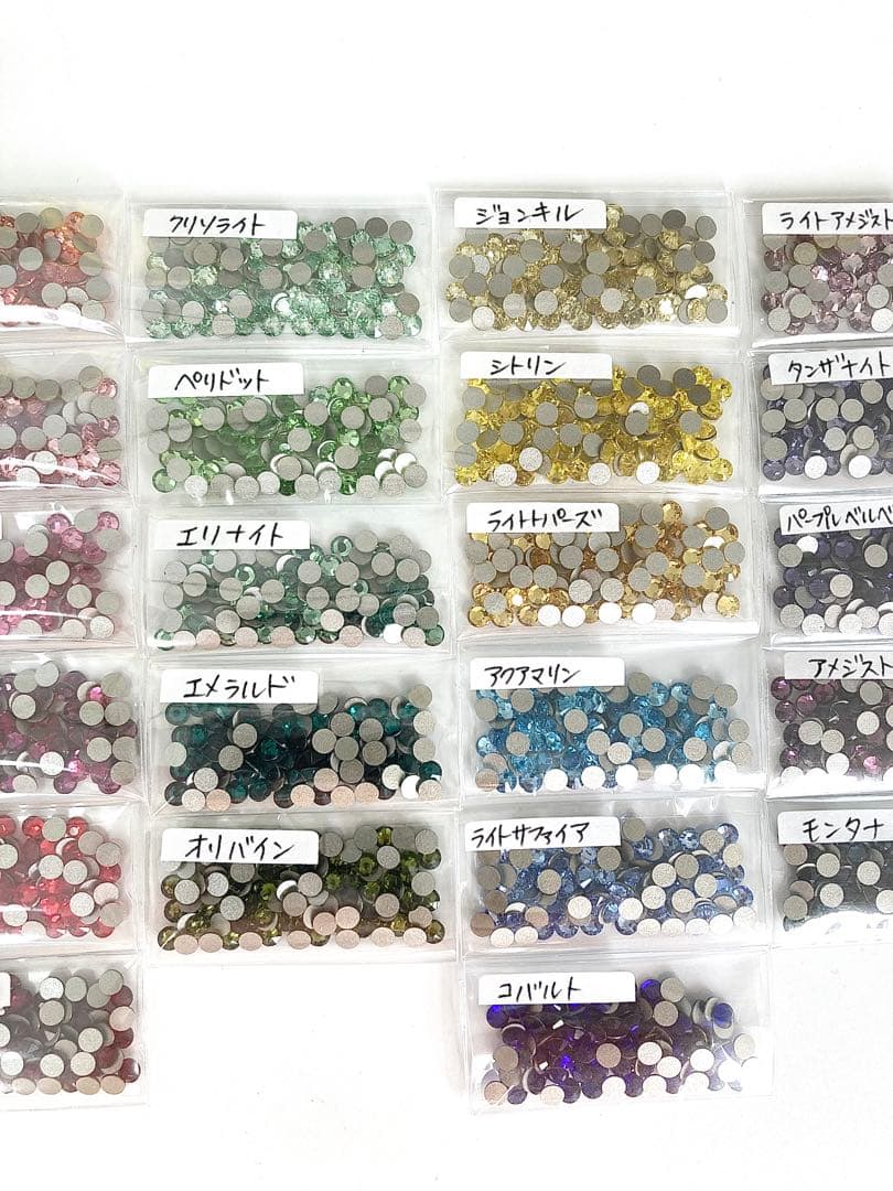 スワロフスキー SS12 33色 色見本 ラインストーン