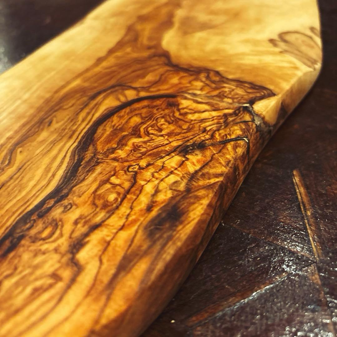 【AfricanSquare】オリーブナチュラルカッティングボードLL NO.6