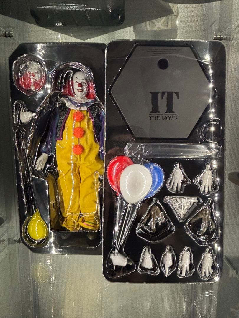 IT ペニーワイズ　サイドショウ 1/6