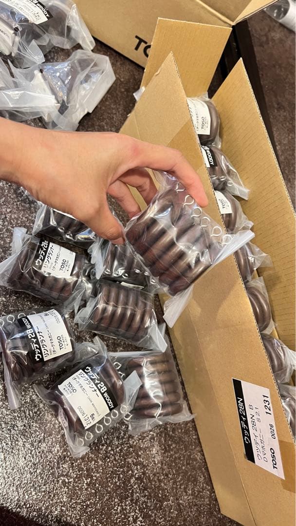 丸のキャップ　8 個　中間サポート　6 個　リングランナ~ 24 袋