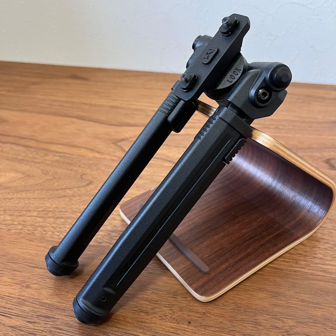 美品 MAGPUL マグプル タイプ バイポッド 二脚 M-LOK BK