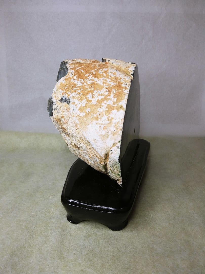 ☆658 アゲート装飾石 黒色スタンド付き