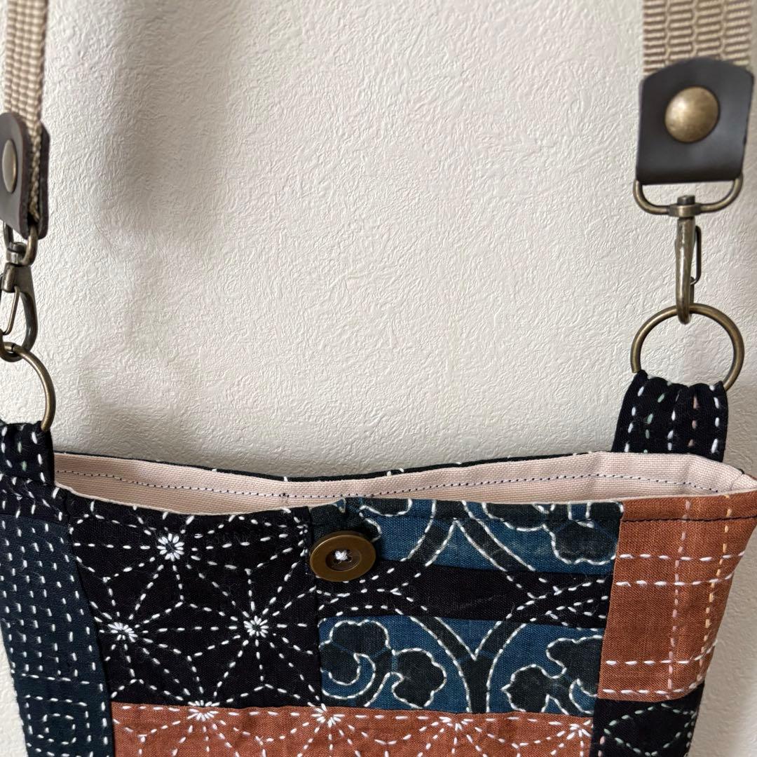 古布 藍染×柿渋染め麻 刺し子サコッシュ　メンズライク