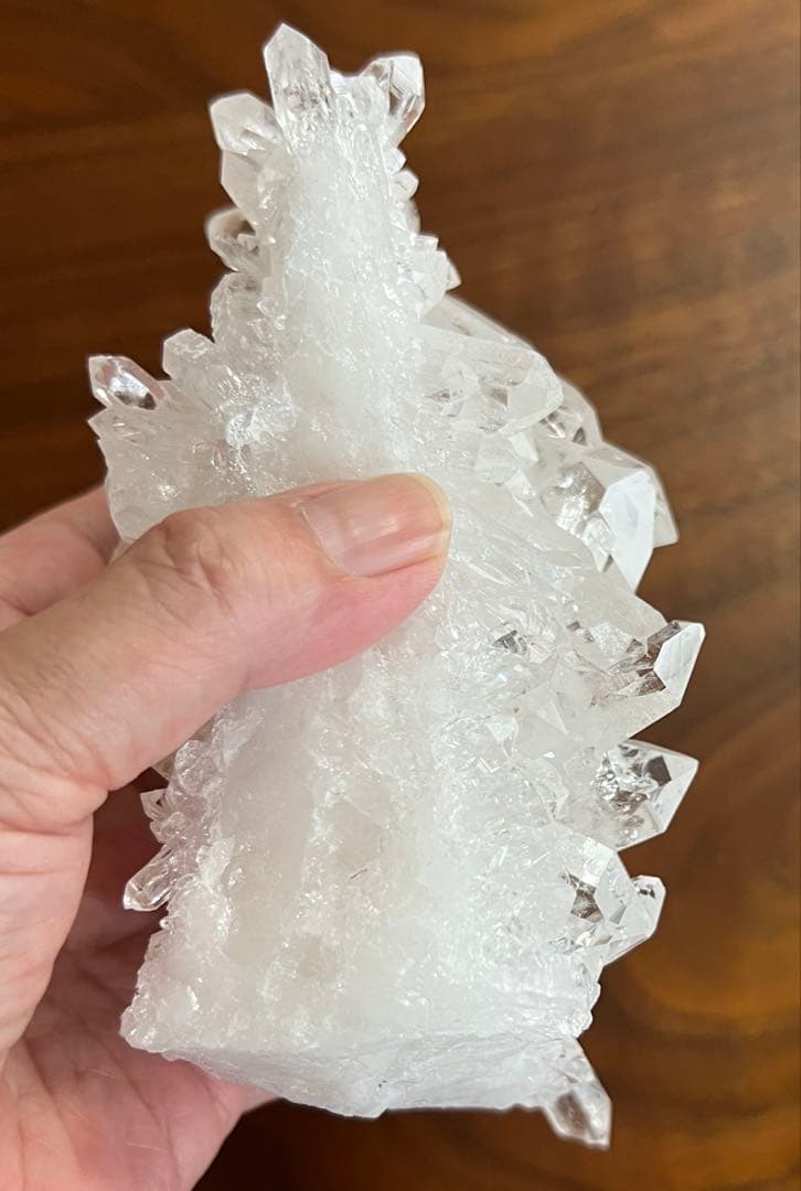 【高品質】水晶クラスター原石　720g 高透明でキラキラ✨綺麗！　天然石