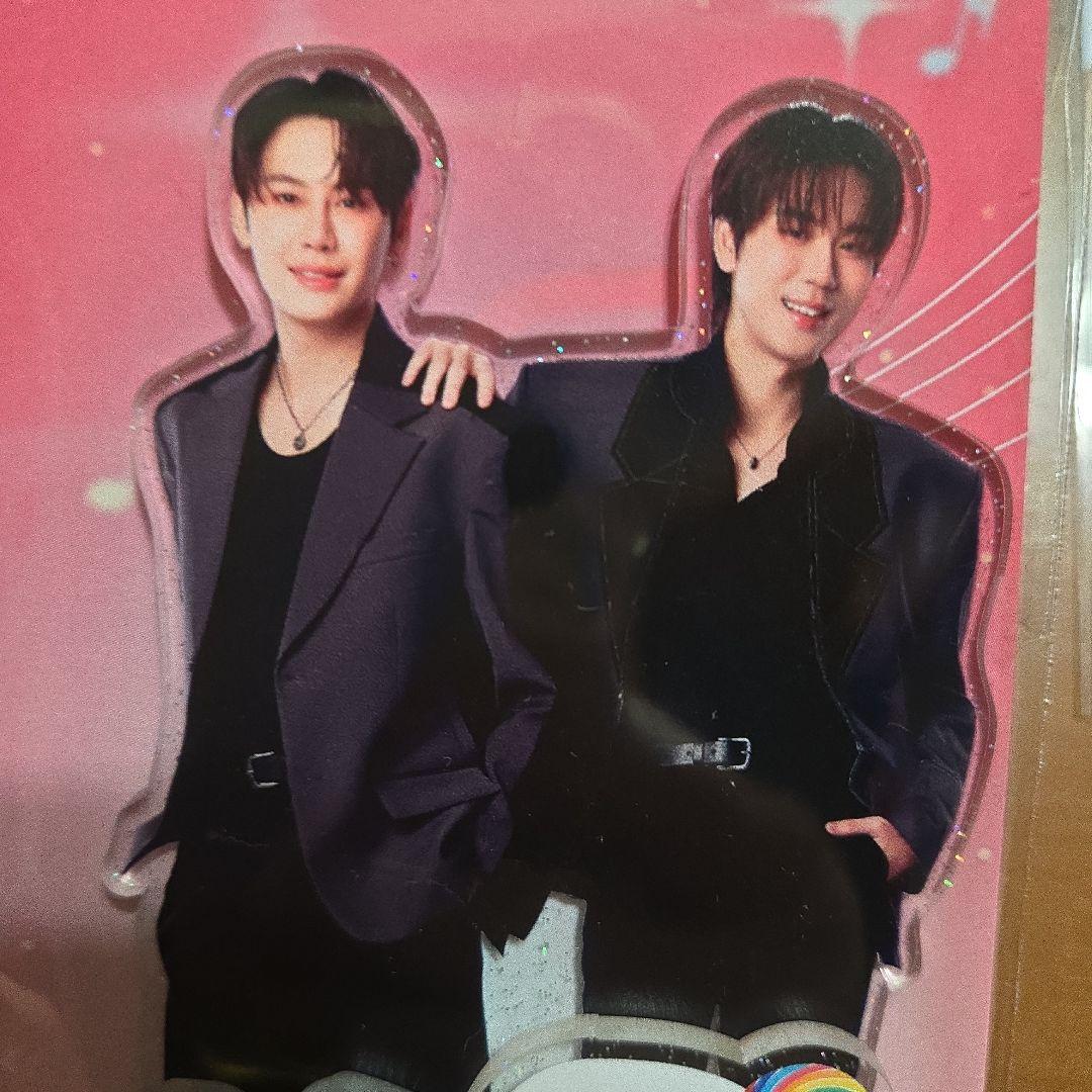 BOUN Prem ②★FANFARE 2026 ACRYLIC STANDEF