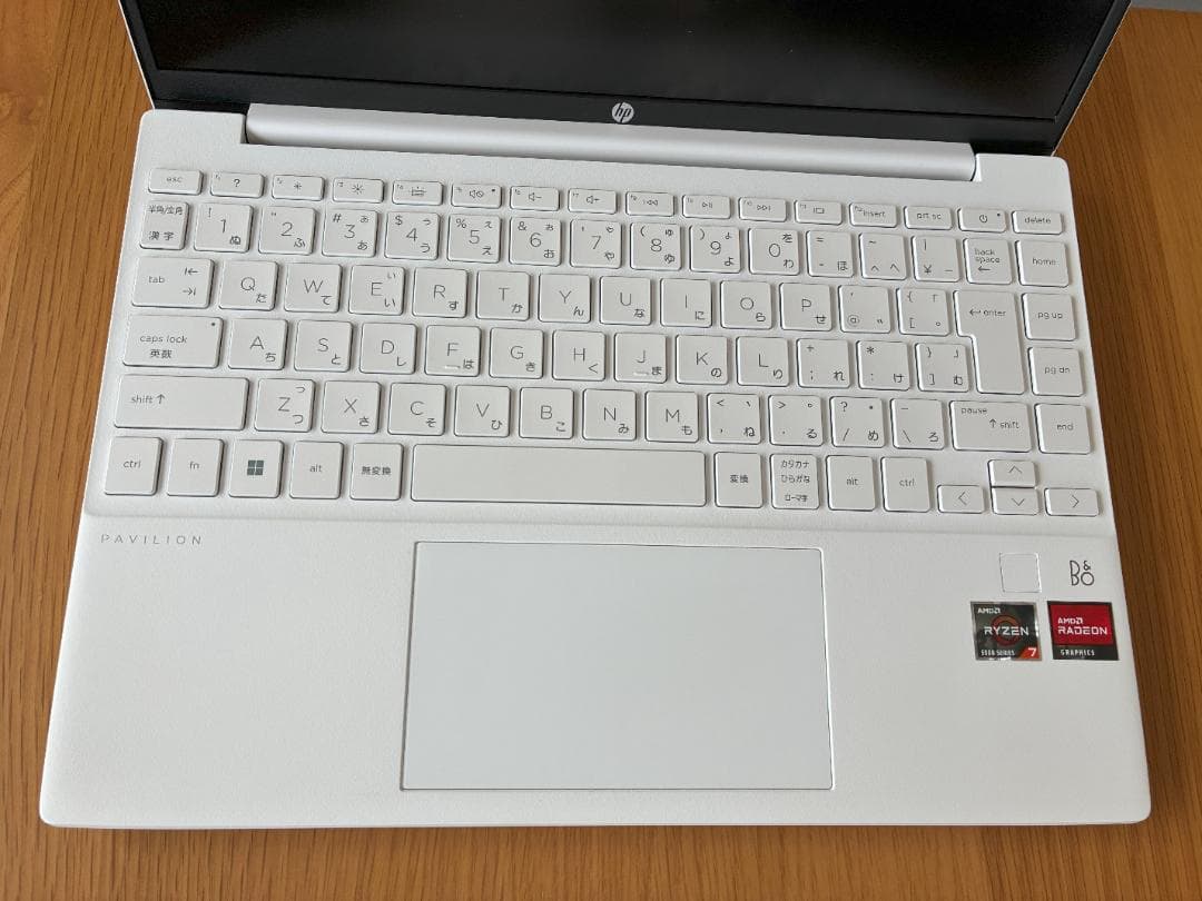 【美品】HP Pavilion Aero Laptop 13-be1021AU