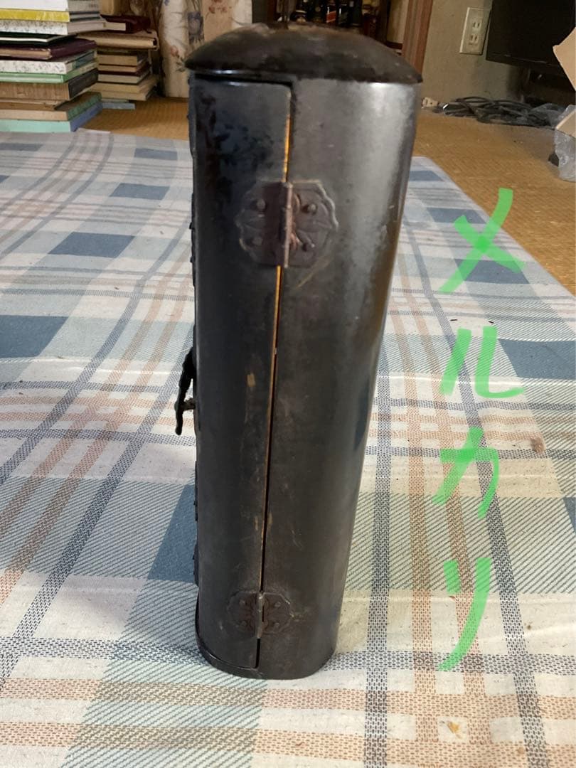 厨子入り阿弥陀如来坐像。【厨子から分離出来ます　製作年不明品？木製　レトロ】。