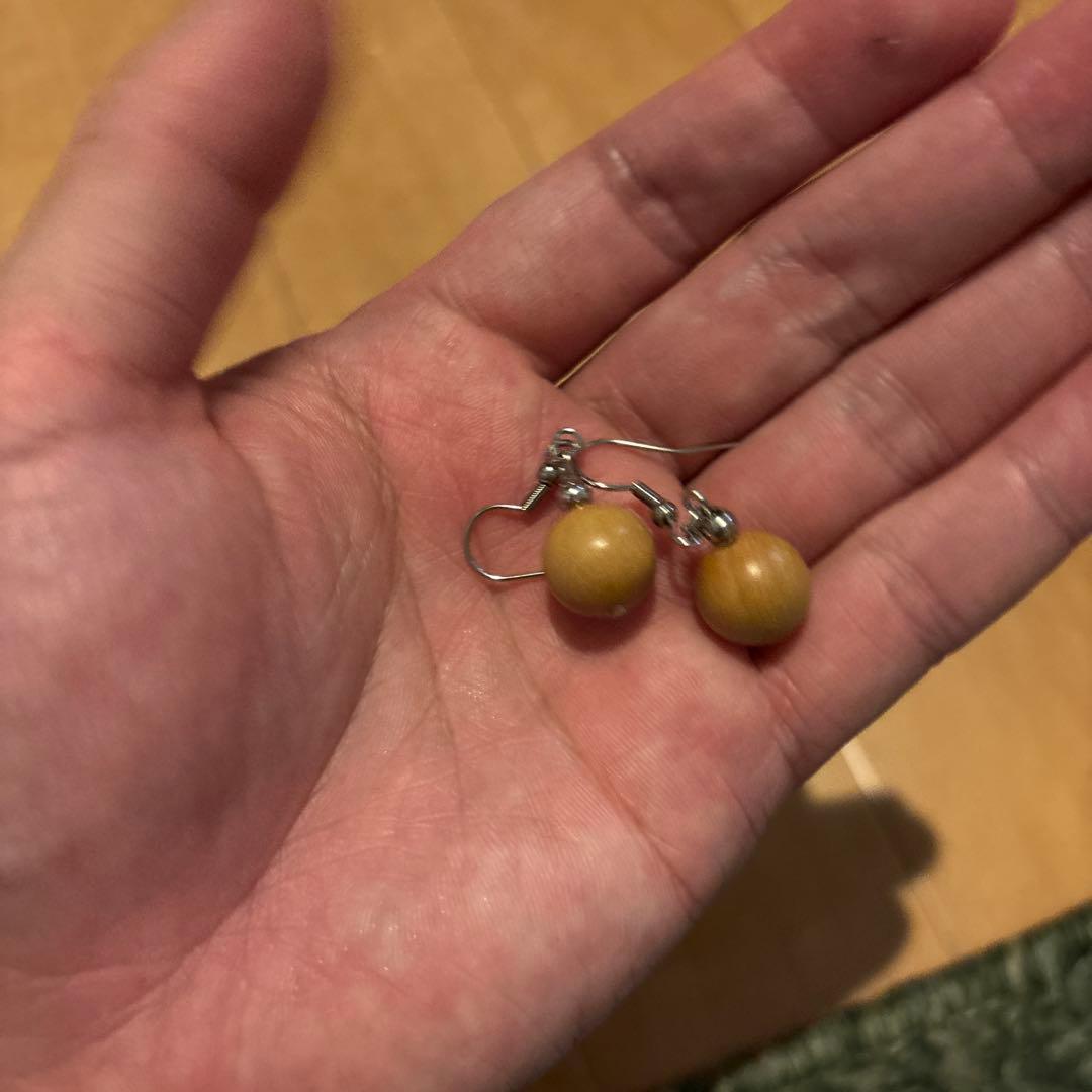 柘植のピアス！落ち着き！優しいパワー！